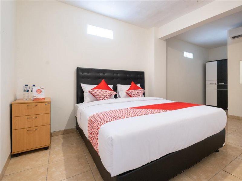 Oyo 2173 Bnv House Babarsari Hotel Maguwo Eksteriør billede